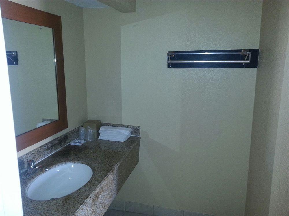 Southmore Motel Хюстън Екстериор снимка