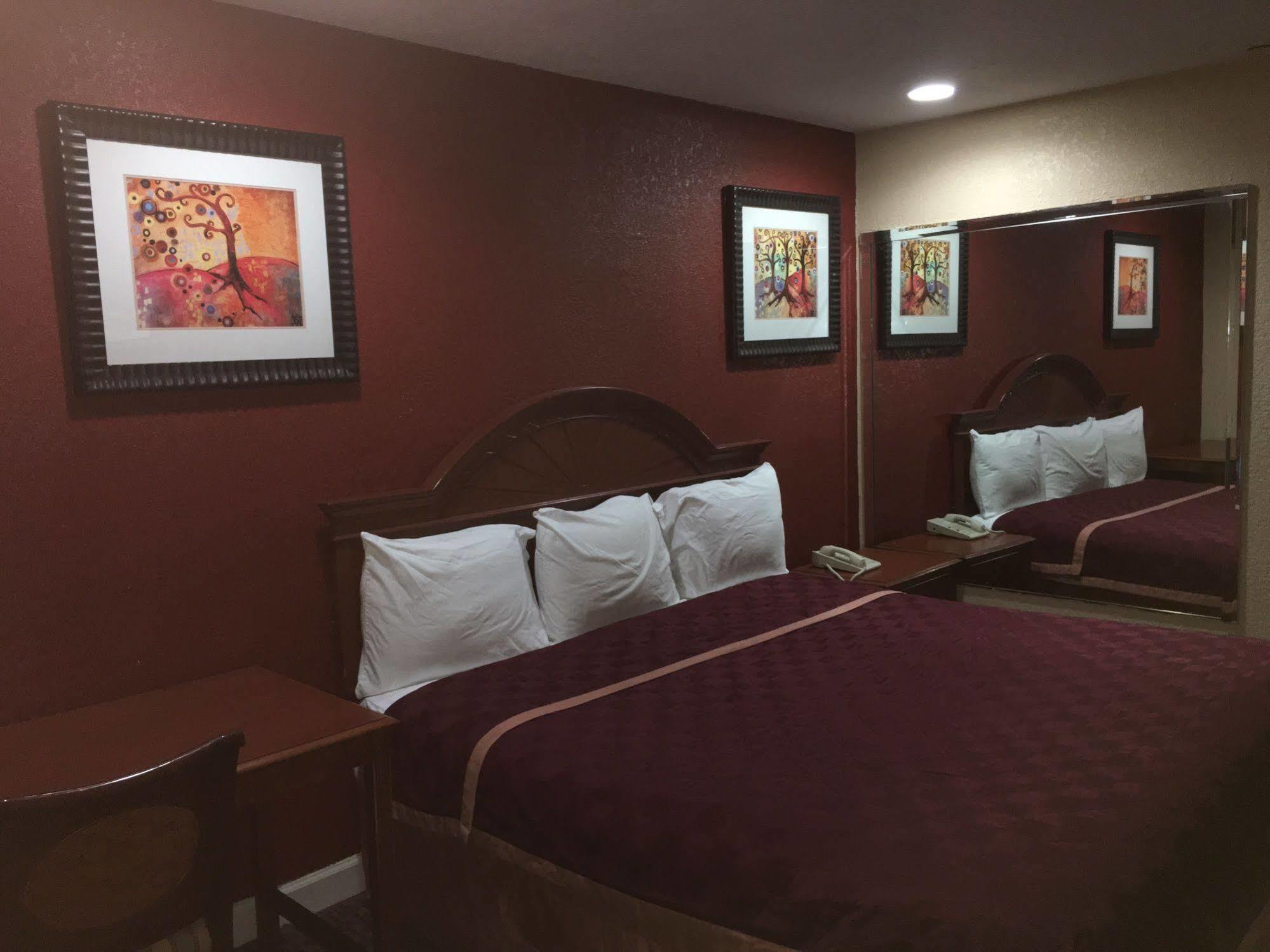 Southmore Motel Хюстън Екстериор снимка
